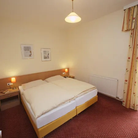 Fürstauer, Jokercard Included * Saalbach-Hinterglemm