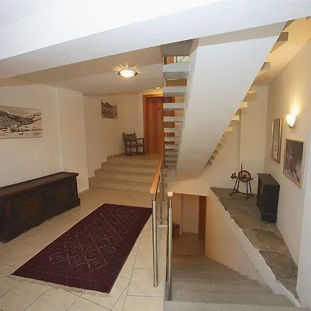 Fuerstauer, Jokercard Included Apartment