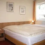 Fuerstauer *